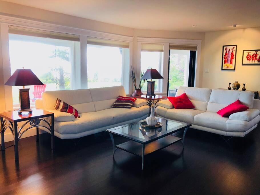 Saanichton Waterfront 2Br Suite With Superb Views מראה חיצוני תמונה