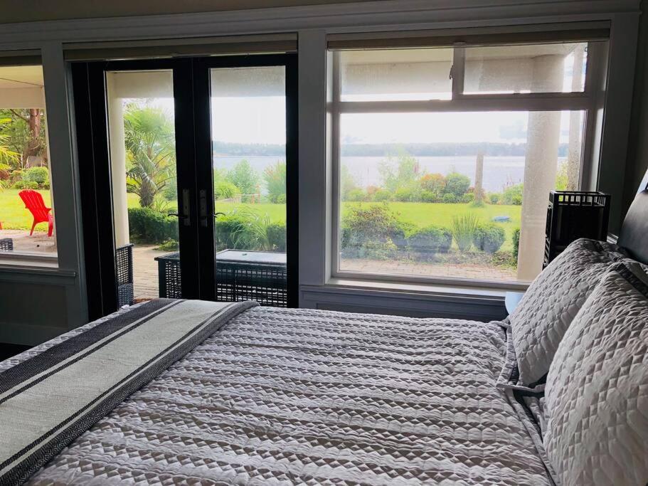 Saanichton Waterfront 2Br Suite With Superb Views מראה חיצוני תמונה